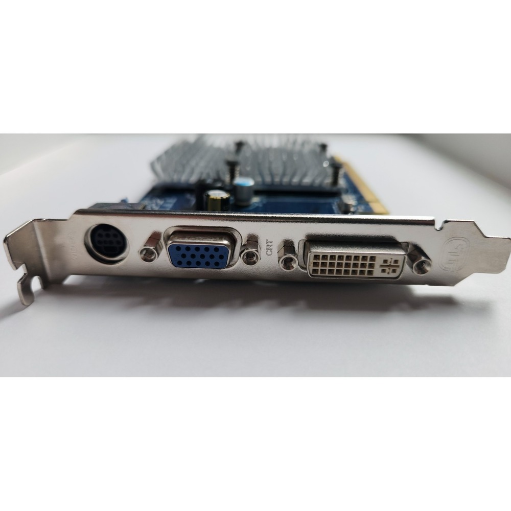 ATI Radeon HD2400 PRO 256M - Picture 3 of 3
